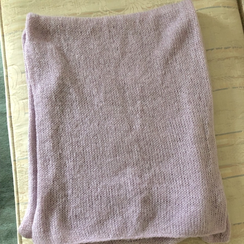 Knit scarf